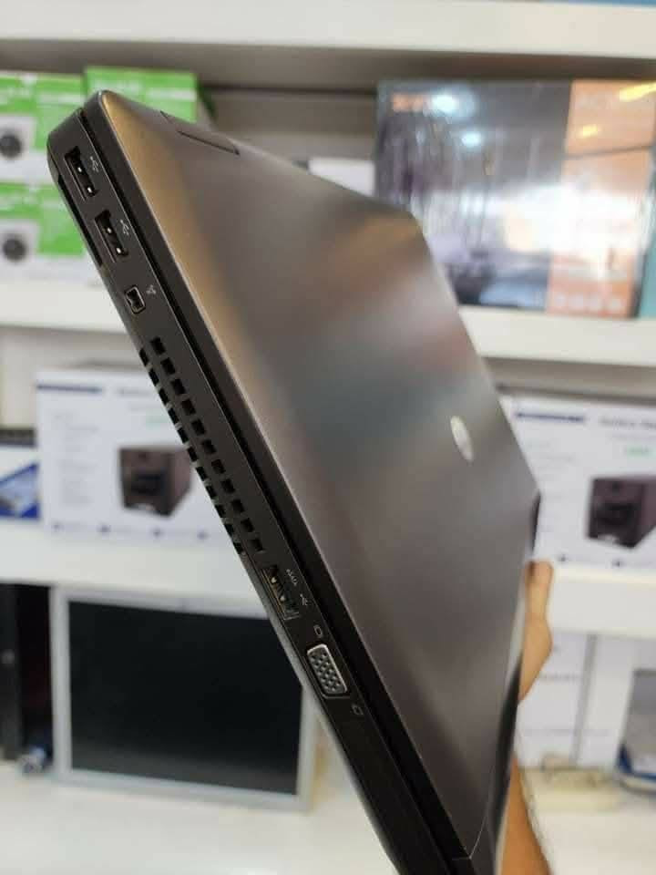 اعلان ( 74 ) 📢
تتوفر لدينا حاسبات لابتوب نوع
 hp 6570  ProBook 
نظافة ١٠٠ بالمية 💯 بالة اماراتي 🇰🇼
© السعر 145 الف دينار .💵
© المواصفات  : 
© حجم الشاشة 💻 15
© المعالج كور اي  5 Core i جيل ثالث
© رام 8 كيكا بايت 
© هارد الخزن 2560 SSD 
© كارت الشاشة شير HD 4000
© واي فاي Wi.Fi
© بصمة اصبع senser 
© سي دي CD_ DVD اقراص 💿
© منافذ يو اس بي USB عدد 4  
© منفذ ساتا SATA 
© شاحنة Charge 
 © بطارية تشغيل ساعتين  battery 🔋
© كيبورد عربي انكليزي Keyboard ⌨️
© نظام الحاسوب ويندوز 10 مفعل 
© برامج الاوفيس Word . Excel ... الخ مع برامج الانترنت والتواصل الاجتماعي  تليكرام/ يوتيوب /pdf  مناسبة للطلبة بمختلف الكليات والموظفين أيضا تشغل برامج الاوتوكاد والتصميم 
توجد خدمة توصيل دز عنوانك ورقم الهاتف والاسم 
مع الحاسوب مع وصل ضمان 🚖
الاتصال على الارقام التالية 
***********  📞
***********.  📞
موقعنا على الخريطة اكتب حاسبات فدك ميسان 📡
‏مراسلة حاسبات فدك ميسان عبر واتساب.  https://wa.me/9647711204196
