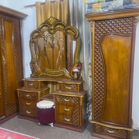 للبيع غرفة النوم السعر ١.٢٥٠ قابل للتفاوض 07710114163