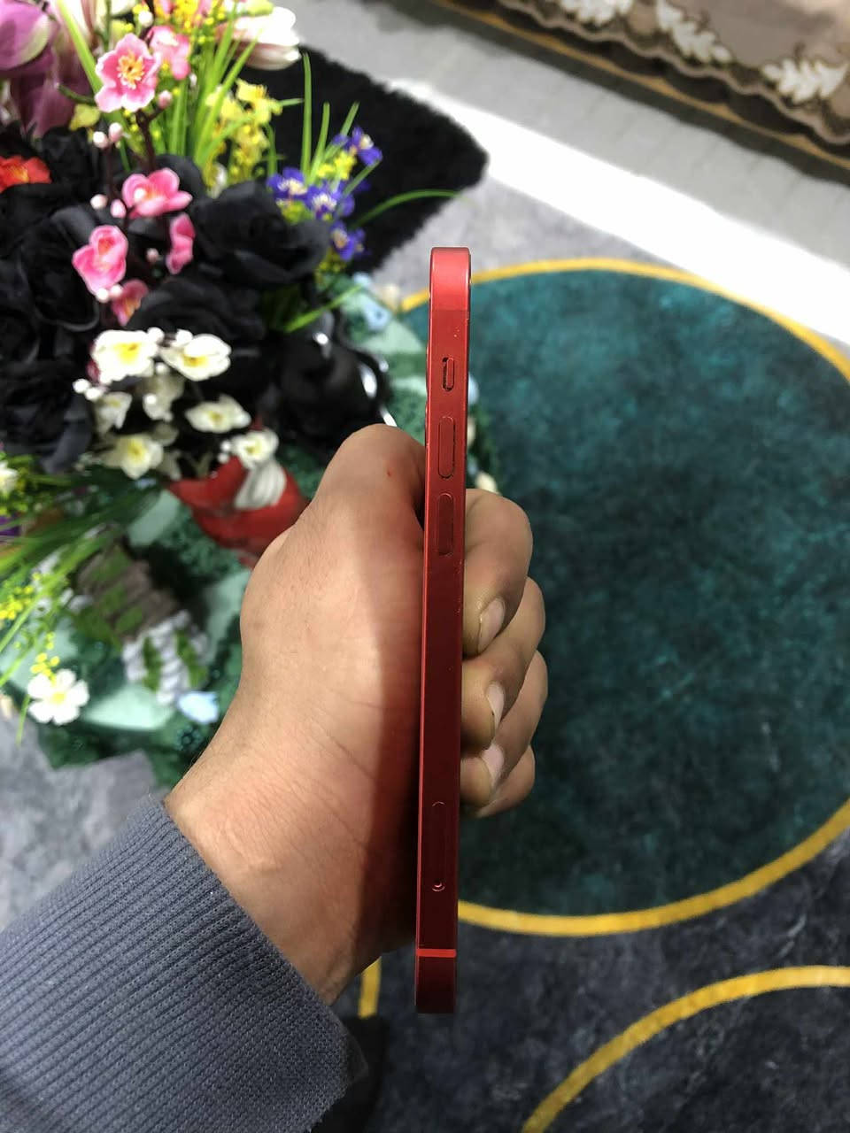 ايفون 12 العادي جهاز كلش نظيف وشخط مابي ذاكرته 64 بطاريه 87 لون مميز كل جسمه بلادي ويشرط الفحص انطي وين تفحص افحص ع راحتك رايده 220 الف شراي اتصل ع رقم *********** فقط
