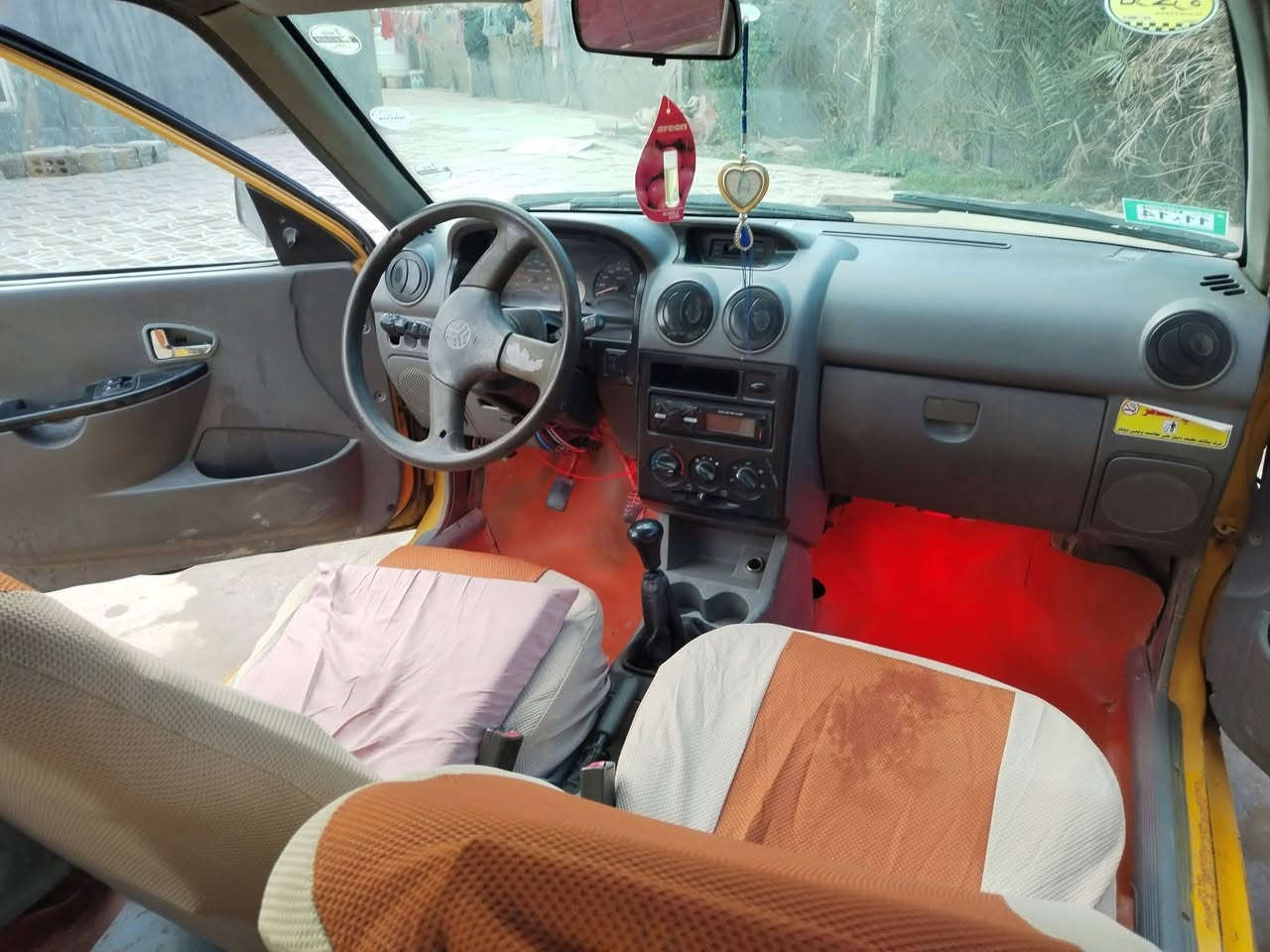 سايبه مديل 12 مصفره هيه غرامات سعره 22 بيه مجال بصيط 
***********
