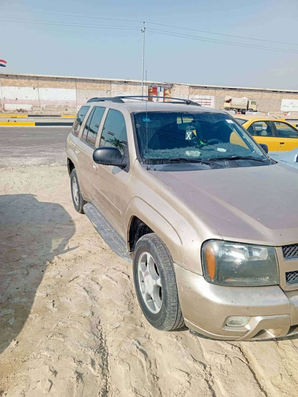 سلام عليكم بلايزر للبيع 2008سياره كير مكينه تخم تأير كهربائيات كلهه شغاله تبريد ثلج بدون ضربه  سياره للبيع او مراوس هذا رقمي ***********مكاني حله
