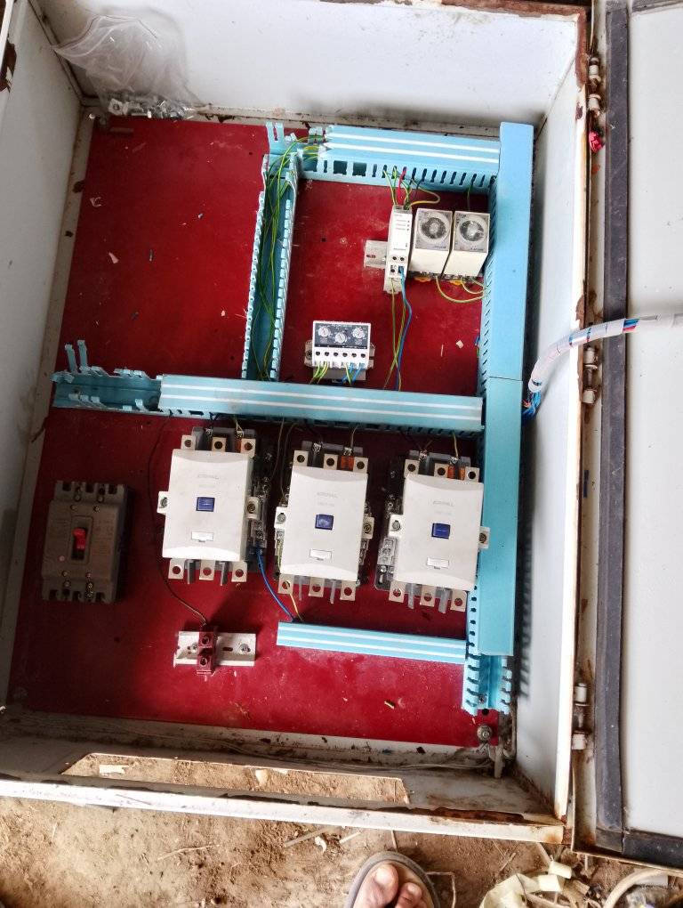 سلام عليكم 
البعض من الاعمال
#صناعة بوردات زراعية متنوعة الاحجام
#لف الماطورات الزراعية
#تبديل جبن وبوربرينات
#صيانة وصناعة البوردات الكهربائية للماطورات الكبيرة
#باسعار مناسبة
#بادارة محمد حامد النمرودي 
#الجرف
***********
