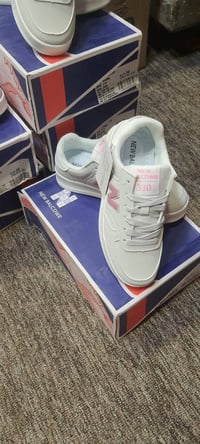 موجود كميه ٦ زواج ابيعه كلهن شلع للإستفسار الاتصال على الرقم ٠٧٧٠٩٢٩٨٢...