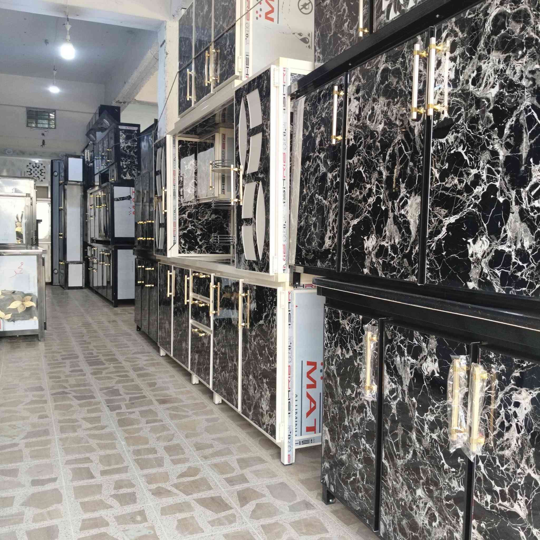 معرض أبو حارث موصل الجانب الأيمن تقاطع الطيران مجاور مؤسسه ***********
