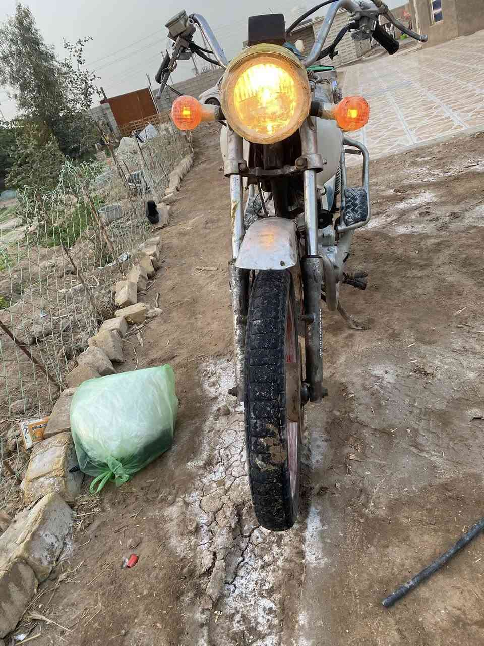 سلام عليكم دراجه جوندا /تايموته موديل 2010دراجه كامله مابيه نقص كهربائيات كله شغاله الدراجه رقم وسنويه محرك نضيف دراجه للمراوس ب دراجه تايكر أو نامه للمراوس فقط لاستفسار على الرقم ***********وتساب
