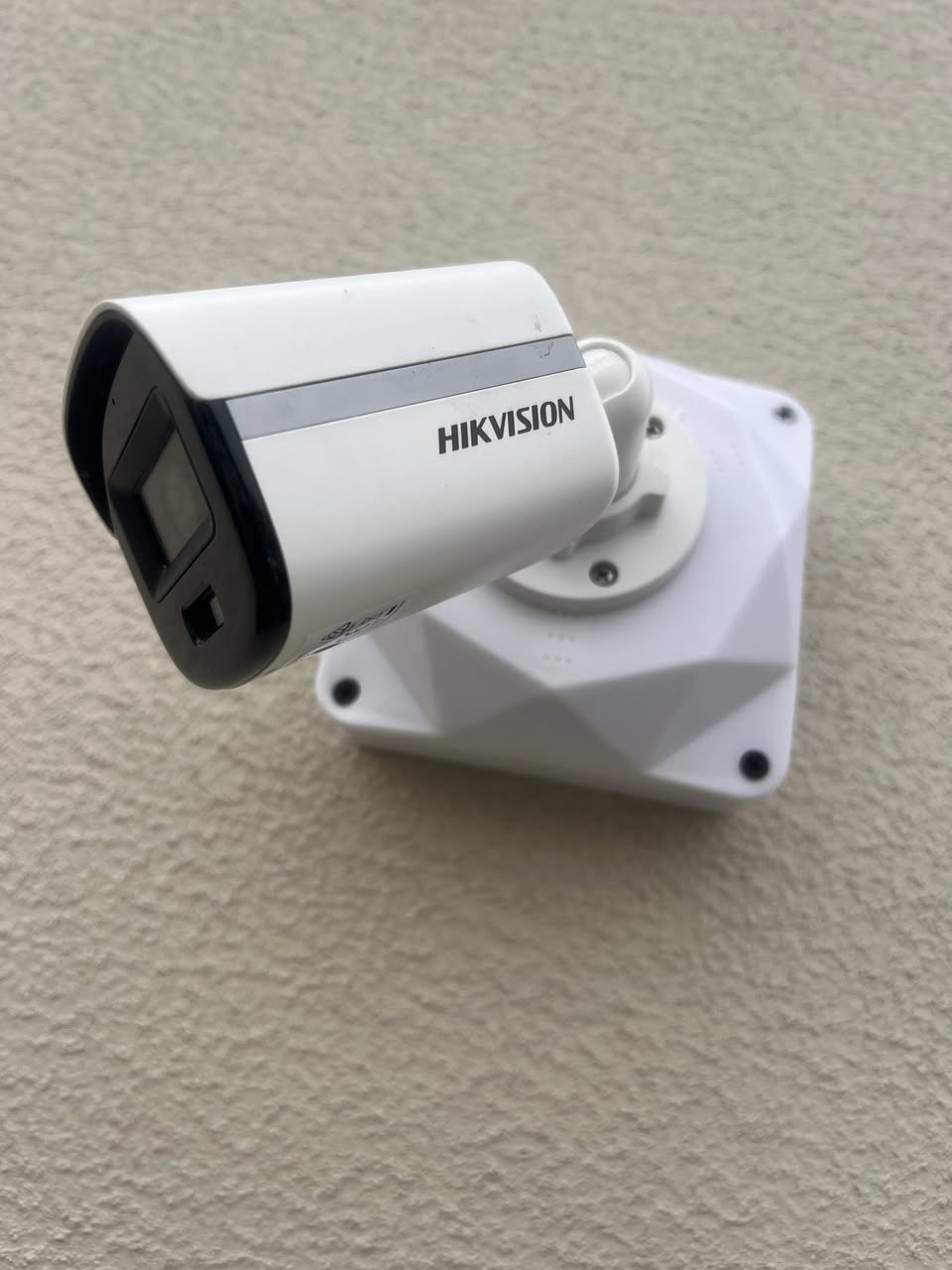 ✅المهني غدير الساعدي للكاميرات المراقبه تم تنصيب كاميرات المراقبة  نوع الكامرت هك فجن 5️⃣ ميكا
✅يتوفر لدينا جميع انواع كاميرات المراقبه وملحقاتها 
✅يتوفر كادر فني تنصيب وصيانه كافة كاميرات المراقبه
♦️حافظ على ممتلكاتك الخاصة 
♦️وشاهدها عبر العالم اين ما كنت على طريقة الP2P
⚠️علما العمل حسب طلب زبون
#رضى #الزبون #غايتنا
المهني غدير الساعدي للكاميرات 👨‍🔧👨‍🔧
#دع_العمل_يتكلم
يتوفر لدينا كافة الكاميرات الحديثه
✅ليلي ملون
✅UPS تشغيل 3 ساعات متواصله
✅تسليك واير نحاس اُصًلًيےّ مسلح 
✅تنفيذ وتجهيز مواقع 👍👍
✅ضمان سنة عمل ومواد👌👌
✅استشارات فنية👨‍🔧👨‍🔧
للاستفسار 📲***********
