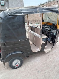 تك تك موديل ٢٠١٨ شركه المصطفى العنوان بوب الشام قرب جامع الساده الطوال...