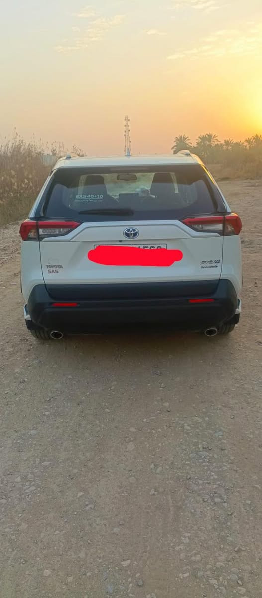 تويوتا Rave 4 موديل 2024  
2.5 L  CUV AWD
هايبرد ساز
ضمان شركة سردار 
الدهن مجاني 
الصيانة مجانية لمدة سنتان
البطارية مضمونة لثمان سنوات
سلايد روف
اقتصادية للوقود 
معدل البانزين 22.2 لتر لكل 1كم
ماشية 43000
السعر/270 ورقة وبيها مجال
الاتصال بالرقم/***********
