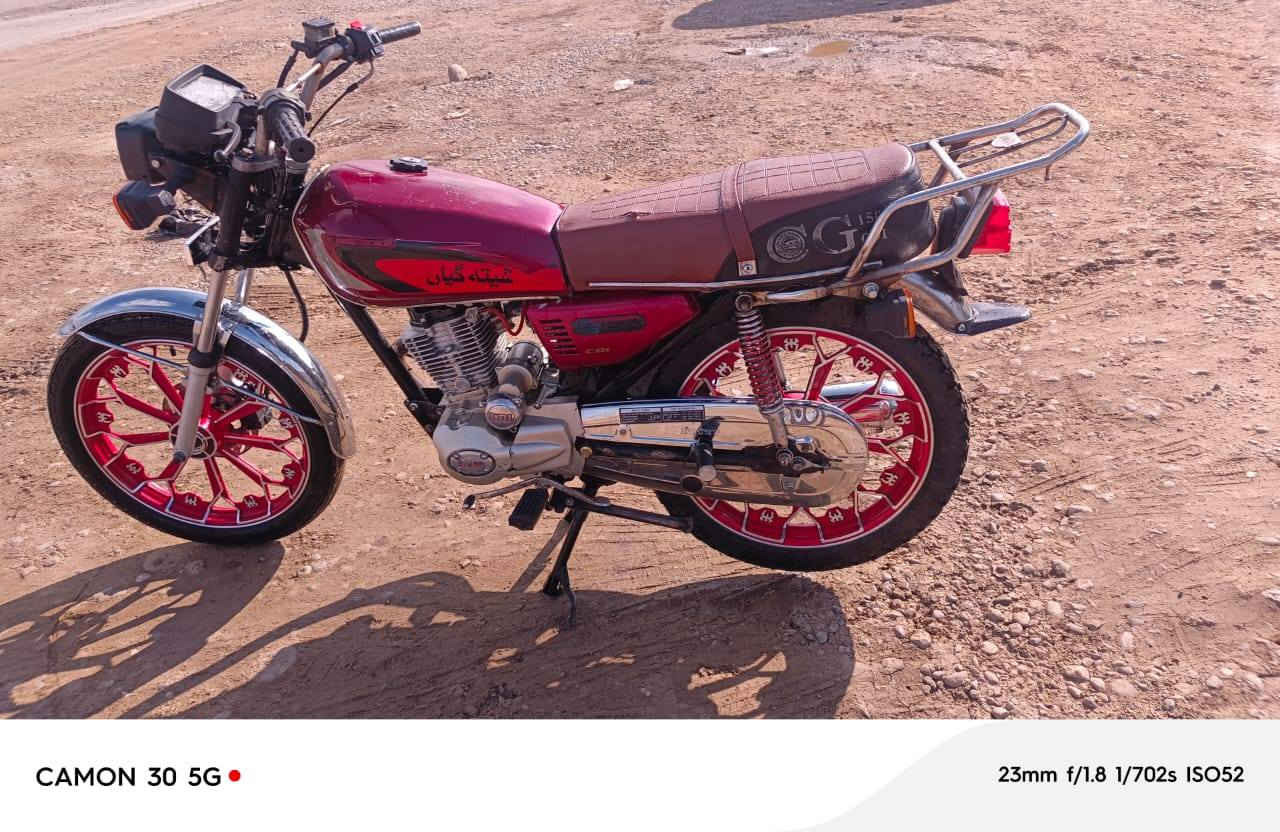 السلام عليكم موطور للبيع موديل 23 جديد محرك شرط لا صرف ولا بخار بس يعوزو ربط كهربائيات ضفيره جديده شديتلو باتري جديد السعر 400 وبي مجال للتصال ***********
