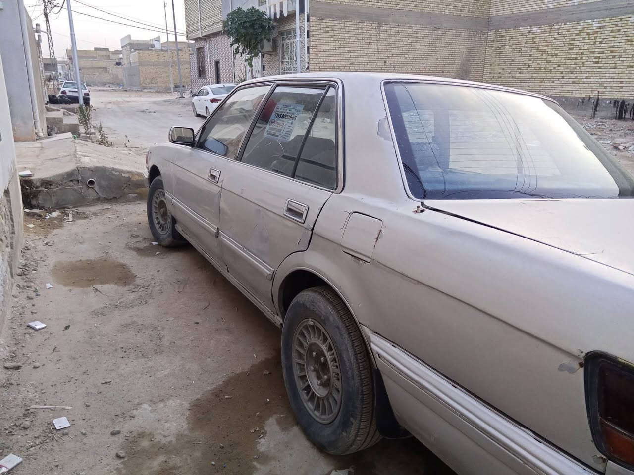 السلام عليكم سيدان موديل 1991 بلادي ایسر... گير ومحرك بطة 2500 بحالة جيد جدا مصبوغة عام صبغ قديم بدون ضربة او گص او نقل جثة السيارة خير من الله التبريد شغال وتجي وتشوف بعينك السعر 55 السيارة رقم بغداد ألماني  وسنوية جديدة//***********
