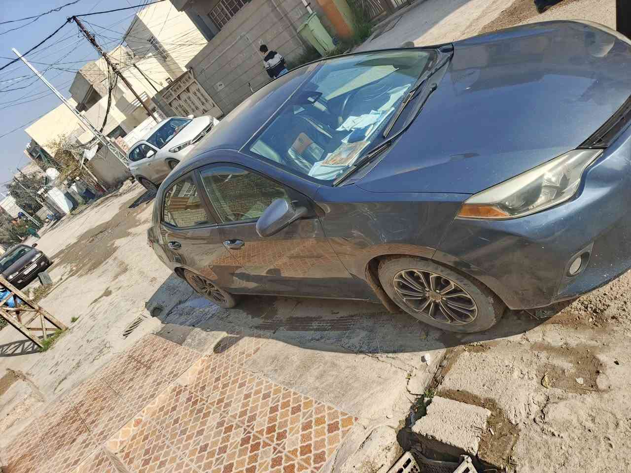 كوريلا 2016
فقط 3قطع 
سيارة البك عطلان فقط كلچات يرادلة  
تخم تاير جديد
كهرباء جديدة 
تبريد + تدفئه 
سنوية لل 29بسمي 
سعر 120بيها مجال 
***********
