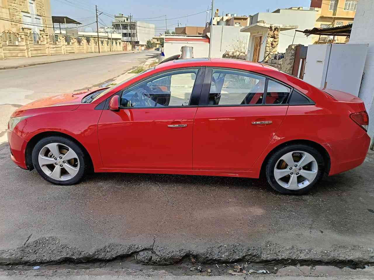 كروز ٢٠١٠ خليجي فئة lt محرك ١٦٠٠ اوبترا سيارة بدون صبغ رقم سنوية هزتها مطلعة ١٠٠ باسمي مواصفاتها سلايت وتحكم ستيرن حساسات بلادي شاشة داخل جلد مكانها موصل برطلة بس الشراي يتصل خاص مااجاوب *********** /////***********
