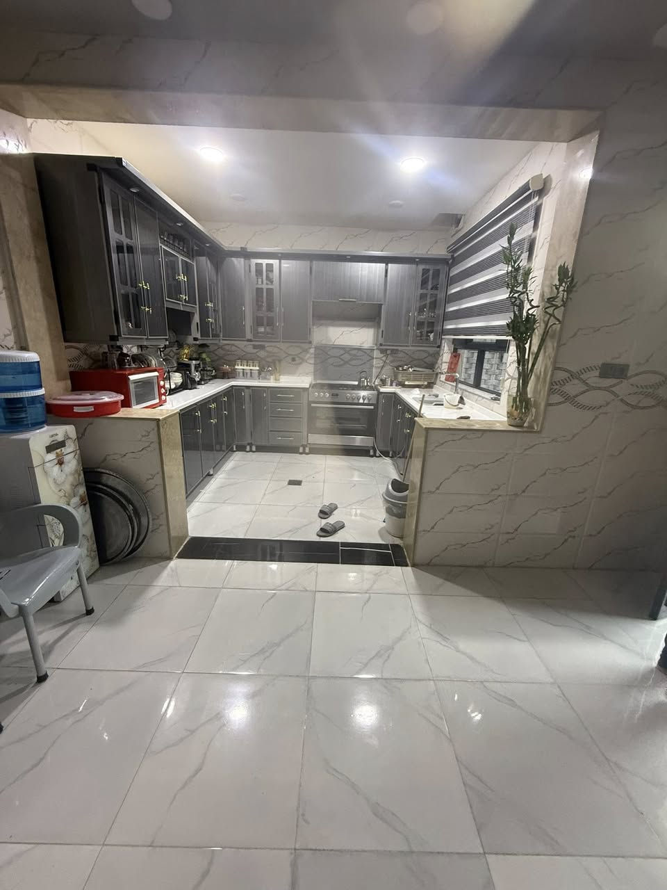 السلام عليكم فــرصـة مـميزة لـتملك بـيت احـلامـك
عرض جديد ومميز جداً جداً 

من منطقه التعليم العالي مجمع التربية الرابعه 

دار للـبيع المـساحة 300 متر واجهه (15*20) 

يحـتوي الدار على 6 غرف نوم +هول + استقبال

+ مطبخ + صحيات 

يقع الدار على شارع 15 موقع الدار بضهر شارع 20 + الدار ركن

الاتجاه شــروق تــام 

للتفاصيل اكثر الاتصال ع الارقام التالية 

*********** اسيا  

*********** كورك

نستقبل كـافة العـروضات
