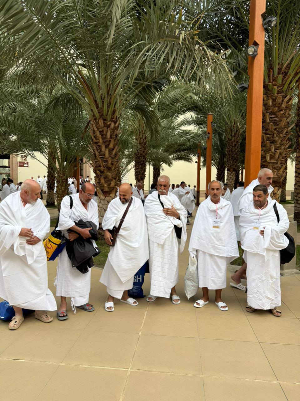 شركة البادية للحج والعمرة
​نرافقكم في رحلة الإيمان بخدمات متميزة ورعاية متكاملة.
​عناوين التواصل
​الموقع: بغداد - حي الجامعة - مجاور مرطبات مشمشة - داخل العمارة - الطابق الأول.
​الهواتف:
​***********
​***********
​صور معتمرينا
