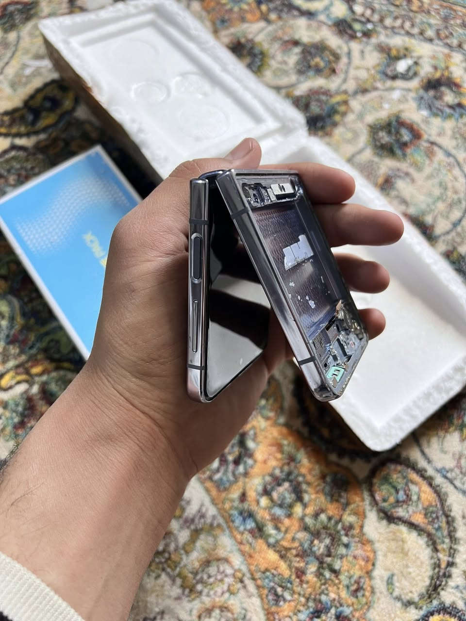 شاشه موبايل الي ينطبك 😅
انطوني سعر


**إذا كنت صاحب هذا الإعلان وتريد حذفه لأي سبب، رجاءا أرسل رسالة إلى الدعم الفني**