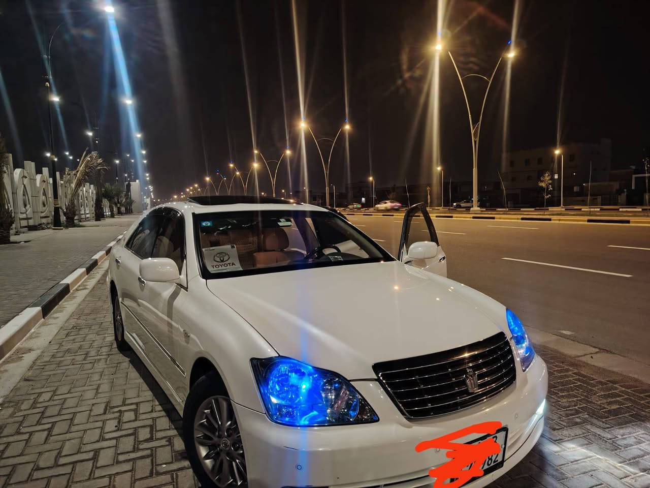 للبيع تيوتا شاهينه دخول جديد  مزاد باسمي رقم بصره تحويل السياره جديده كفاله صبغ وتبديل وضربه شاصي 82 فول رقم بصره تحويل السياره جاهزه اي نقص ما بيه والفول ما يحتاج اذكر مواصفاته اي استفسار اتصل على الرقم التالي *********** مكاني البصره القبله
