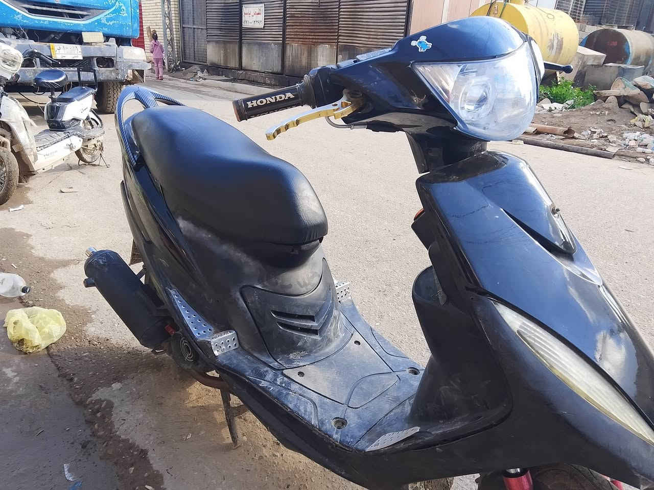 ماكس عدلة للبيع 
بوشة 55
كلج امامي رياضي 
كلج خلفي رياضي 
صالنصة اف ام رياضي 
دبلات خلفي رياضي 
دبلات امامي رياضي 
شلعة ومعدل فولللللل
استان رياضي صفح
دراجة اروح بيهة للمحل الصبح وارجع بليل للبيت
العنوان بغداد الزعفرانية 
*********** فقط عل خط 
*********** واتساب 
سعر500وبيهة مجال
