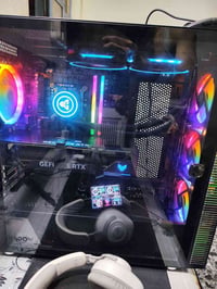 كيس بدون كرت CPU : I5 13400F M.B : B760M DS3H GIGABYTE MICRO ATX RAM :...