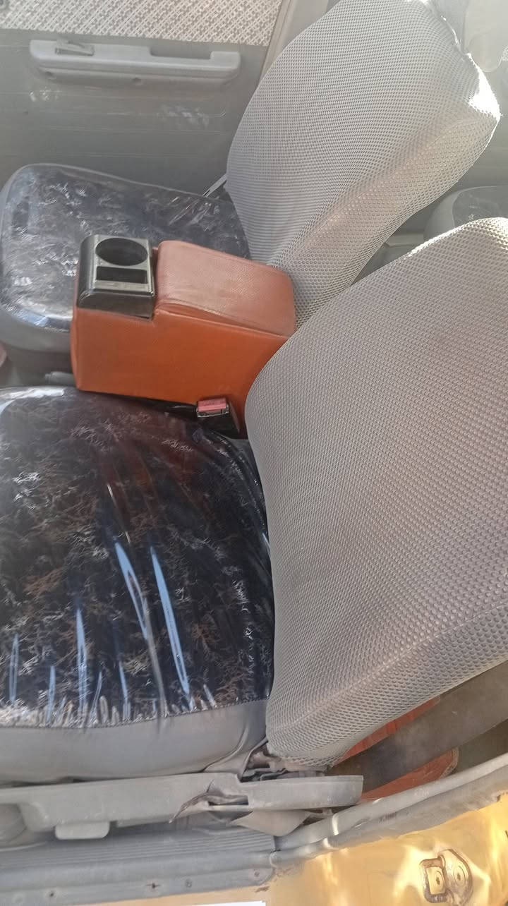 سلام عليكم سايبا 2011 مابيه كل نقص كير ومكينه جديد ب 18 ورقه مداور ثاني يوم مكفوله غرامه وسرقات للاستفسار  ***********.
