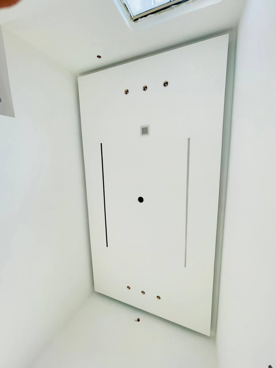 خلفه ديكورات وكهرباء نعمل كافه انواع الديكورات الحديثه.
البصره  القرنه ***********
