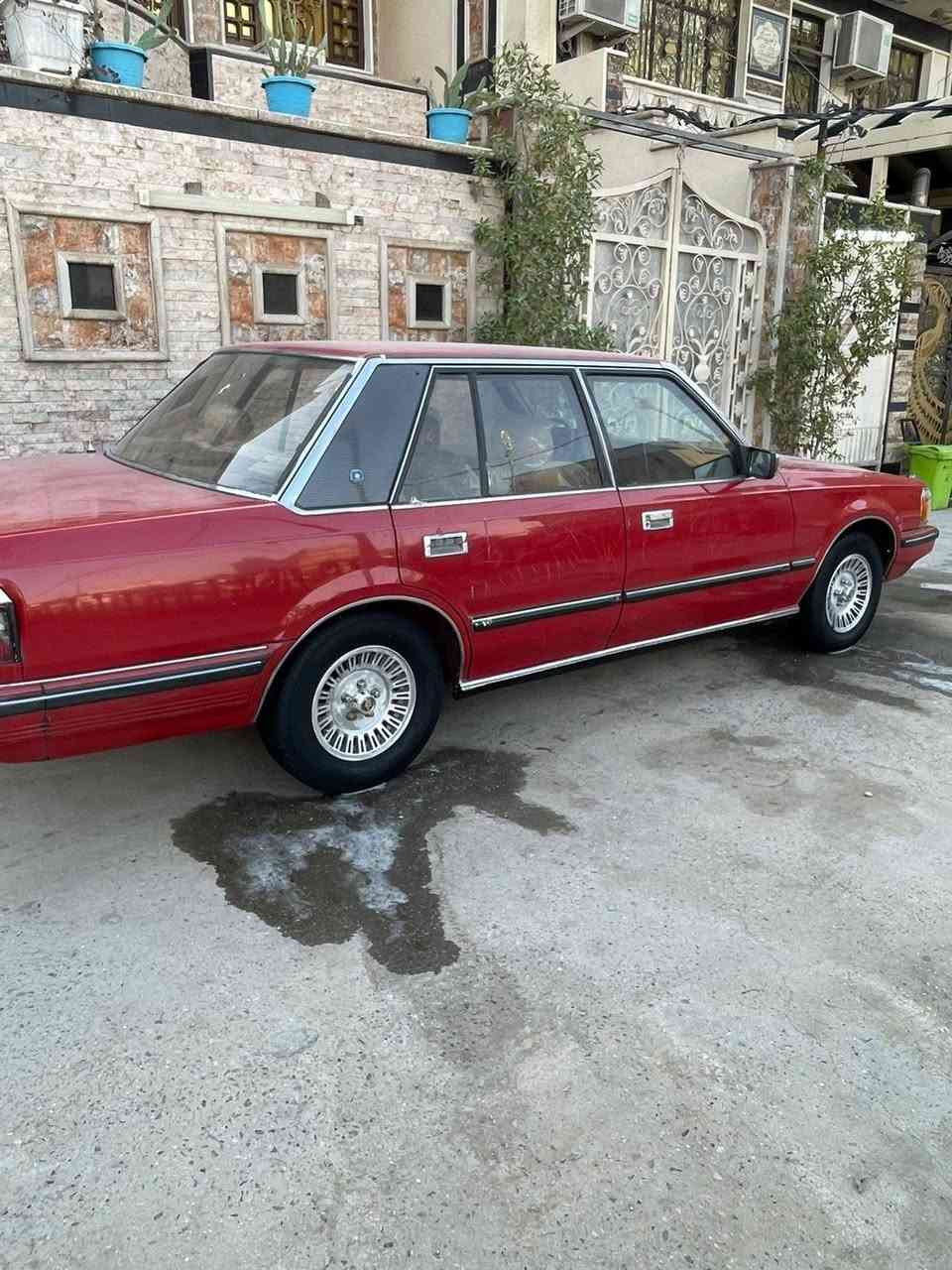 سلام عليكم سوبر ٨٤ لبيع محرك بطه ديلكو مكفوله كفاله عامه من صبغ دواخل جديد تبريد شغال تخم تاير رقم ديالى انكليزي بسمي سعر ٧٠ مكان بغداد الحبيبه رقم الهاتف ***********
