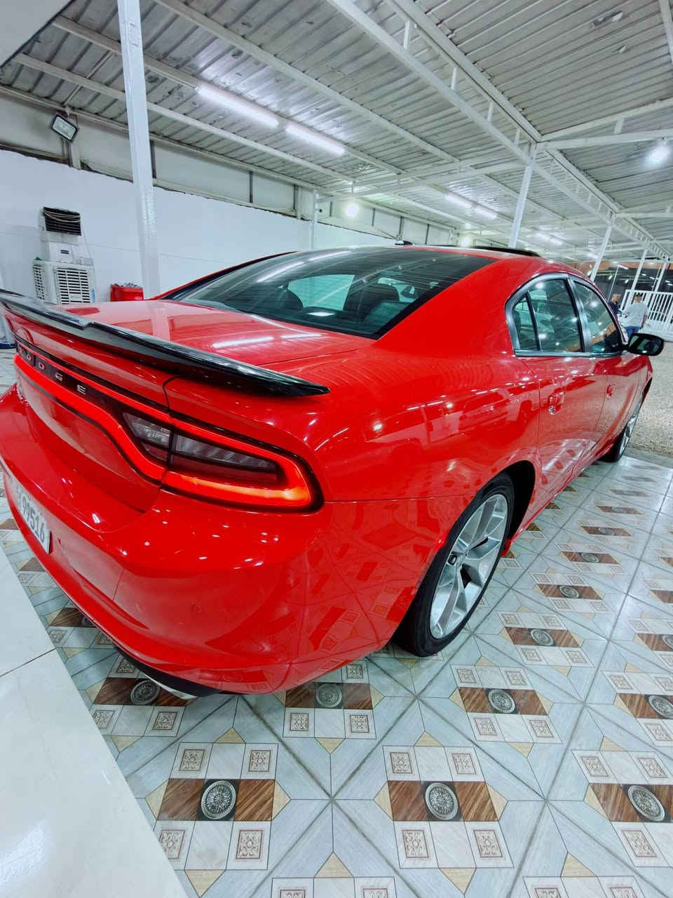 للبيع 
دوج جارجر SXT بلص   :: تو ويل 

السعر. 228 وبيها مجال 

الموديل : 2022 ..
ماشية  : 59 m : 

المحرك : 3600 :  6  سلندر 
 
المواصفات :                              
** تشغيل عن بعد 
* لايت LED . 
* فتحت سقف (سلايد) . 
* كاميرا خلفية . 
* امكانية التحكم بوضعيات المقود كهربائيا . 
* حساسات خلفية . 
* ويل قياس 20 أنج 
* سستم صوت  . 
* مقاعد جلد حضن . 
* ذاكرة لحفظ وضعيات الجلوس (ميموري) . 
* المقاعد الأمامية تبريد وتدفئة . 
* المقاعد الخلفية تدفئة . 
* نظام خرائط GPS . 
* شاشة كبيرة 
* تدفئة ستيرن . 
* كير S
* جناح خلفي . 
* بلوتوث تلفون . 
* محدد سرعة ..
لون احمر 🍎

.
رقم بغداد الجديد 
الضرر : باب السائق والوراها بدون دواخل وبنيد محدث gt 
بدون ايرباك صور الحادث بالمنشور 

للاستفسار الاتصال على هذا الرقم & *********** ثائر الخفاجي حلة, بابل
