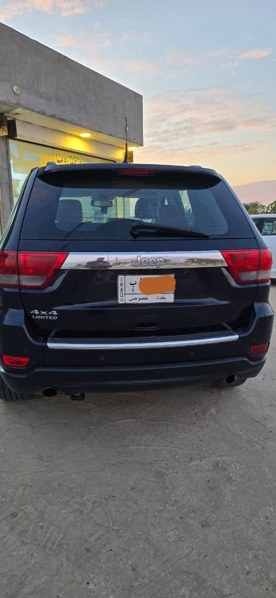 السلام عليكم ..للبيع..جيب موديل ٢٠١١ خليجي..محرك ٨ سلندر سونار موجود مع الصور رقم بغداد تحويل مباشر السعر ١٥٨ ورقه بي مجال...مكانها..الرمادي...***********
