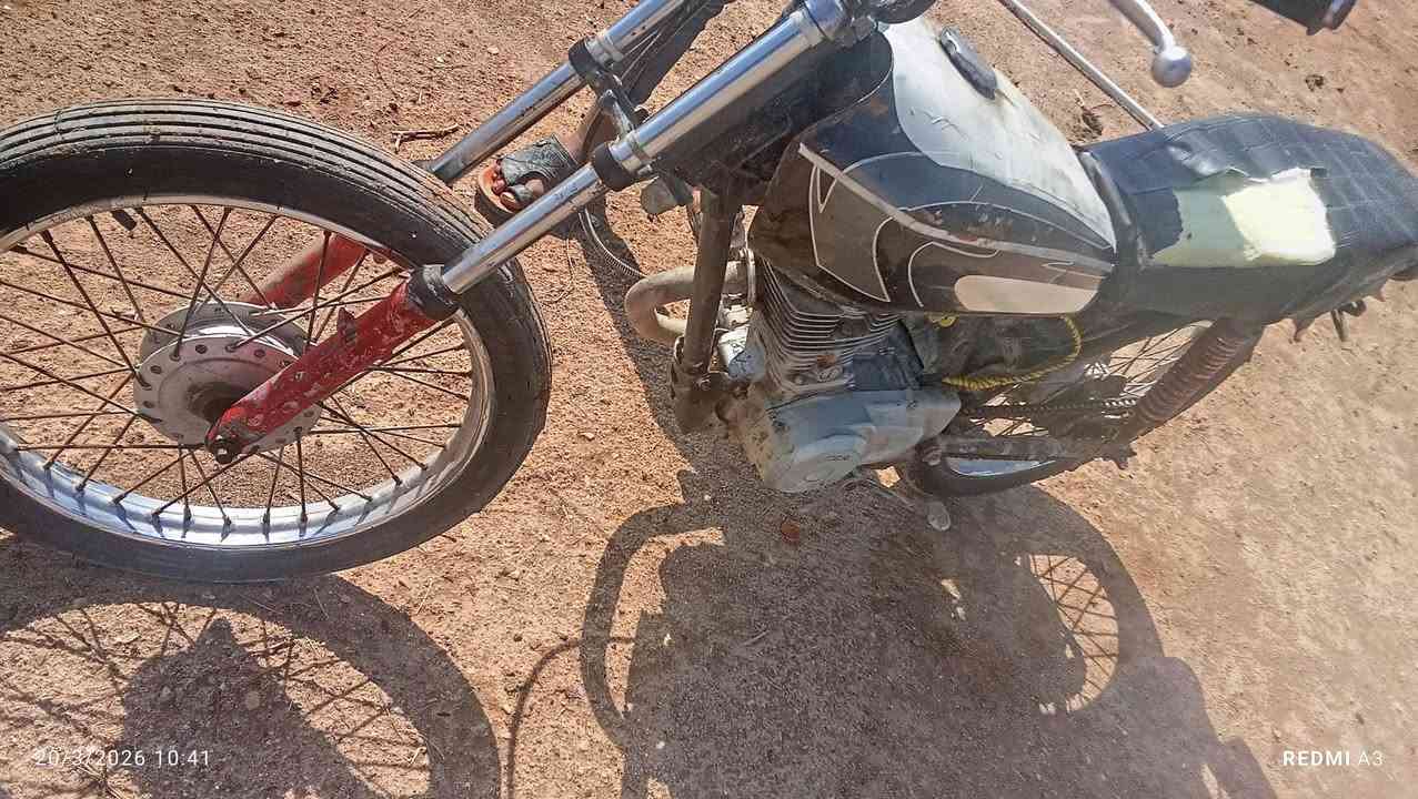 سلام عليكم دراجه للبيع كلك تايرات نضاف دراجه نضيفه تعال وشوف بعينك سعر 175وبيه مجال مكان كربلاء رقم الهاتف***********
