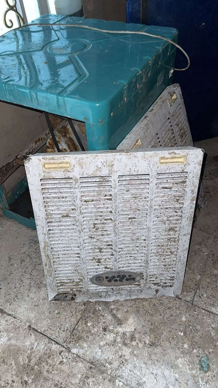 ثنينهن شغالات الثلاجة والمبردة
الثلاجة 125
المبردة 40
المكان بغداد الغزالية


**إذا كنت صاحب هذا الإعلان وتريد حذفه لأي سبب، رجاءا أرسل رسالة إلى الدعم الفني**