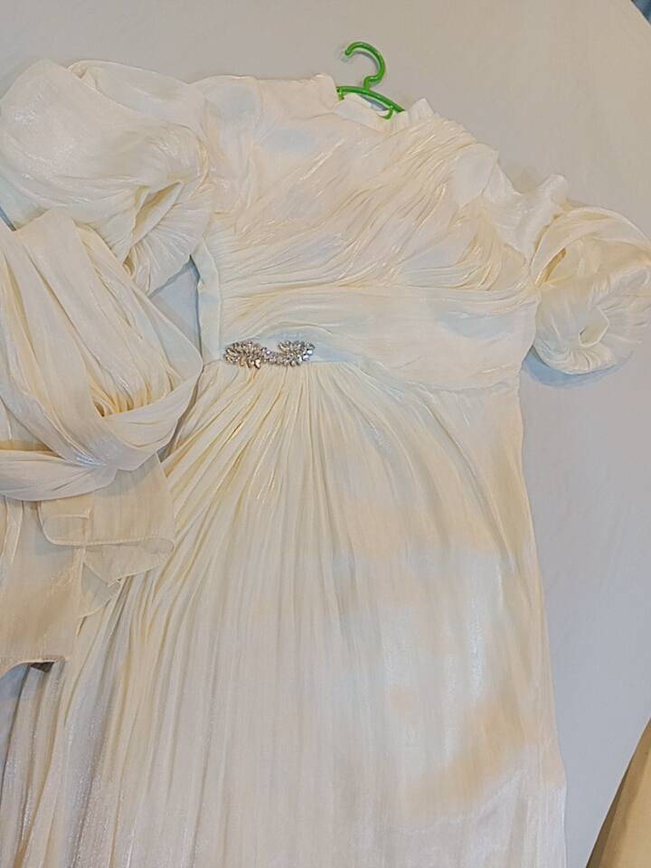 فستان جديد مملبوس ولامرة اشتريته وطلع جبير علية هو والشال ب50


**إذا كنت صاحب هذا الإعلان وتريد حذفه لأي سبب، رجاءا أرسل رسالة إلى الدعم الفني**