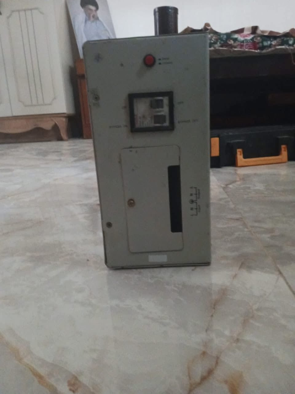 رافع قدرة 10000 شركة أسوار عطل عندي أتصور فحملت مااعرف شنو عطلة ابيعة على وضعة مكاني الشعلة ***********
قيم بالي يرضي الله 
اخذتة ٢٧٠ بوكتة
