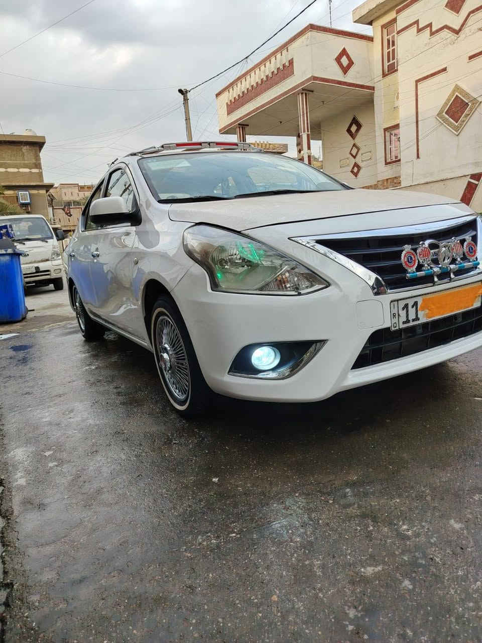 الهم صلي على محمد وآل محمد
السلام عليكم شباب 
نيسان سني 
موديل 2021 
كفاله عامه ماعده طخه بل جاملغ المامي فقط شويه بل براكيت مال دعاميه 
سياره احله من صور بعد شرط 
هزه جديده فحص جديد 
سنويه جديده 
بسمي شرط التحويل 
مكان بغداد الكظميه 
بيع أو مراوس حسب القناعه 
الاستفسار *********** 
السعر 118 بيها مجال حق الجيه فقط
