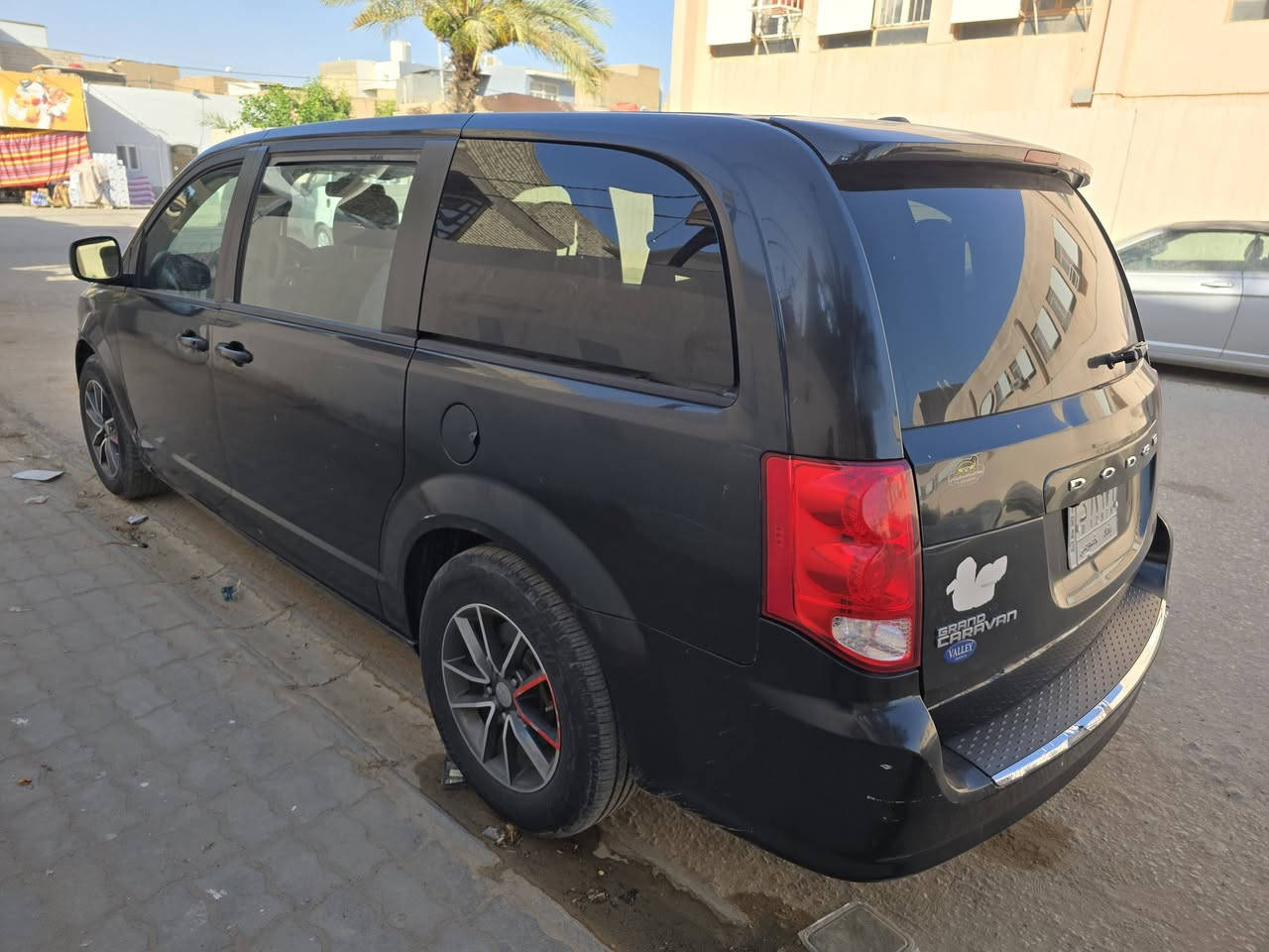 دوج كرفان 2018
***********
***********
دوج كرفان 2018  اسود حادث جانبي باب سلايت بيه ٣ قطع ماشيه 75 ميل مواصفات عاديه ميكانيك بجم كبس لايتات لد  اصفر عالي ناصي وكشاف ابيض. سعر 135  وبيه مجال بسيط سنويه منتهيه ب٢٥ رقم بغداد مشروع وطني شرط المداور نقصه فقط كمبريسر تبريد اني مبدل فريز داخلي قبل اقل الشهرين وعطل الكمبريسر بيع فقط. وسونار موجود مع الصور للتواصل متواجد واتس
