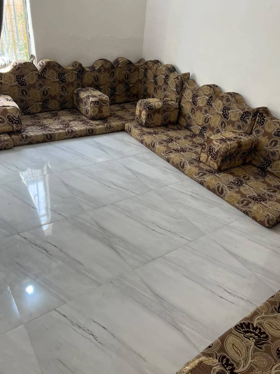 جلسة عربية نظيفة درجة اولى السعر ٢٠٠ وبي مجال شرط الفحص ع النظافة


**إذا كنت صاحب هذا الإعلان وتريد حذفه لأي سبب، رجاءا أرسل رسالة إلى الدعم الفني**