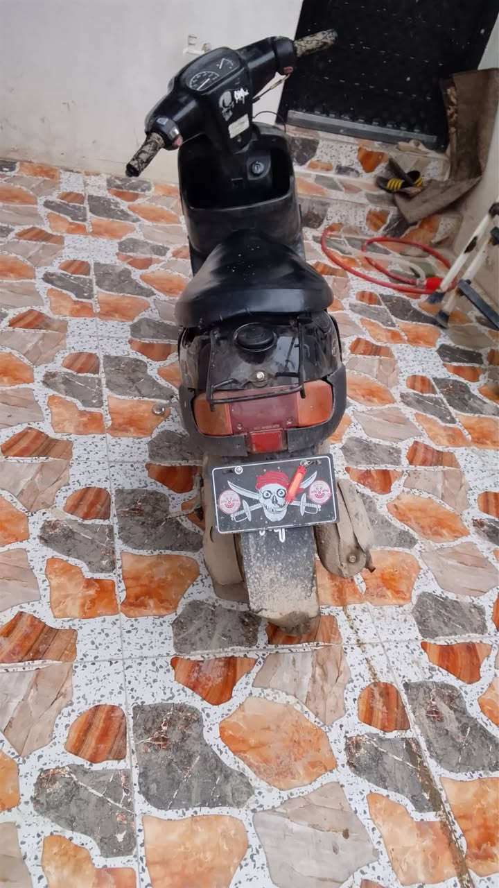 ***********.     السعر 200 ماطور نظيف
