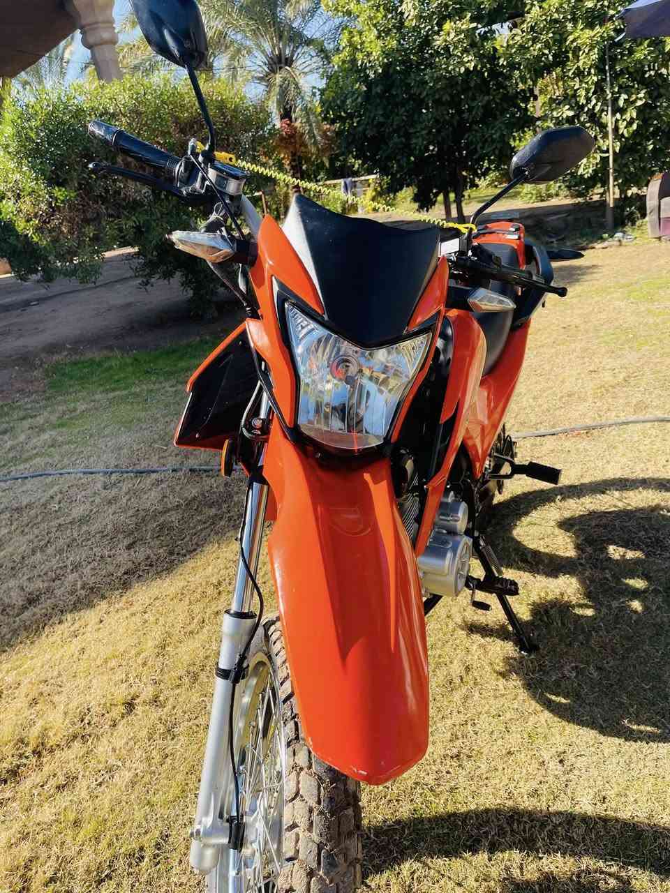 السلام عليكم
دراجه قفاز نوع ياباني /موديل 2023

6نمر 

محرك ربع 

نكره سلف 

ماشي 8000فقط 

بعده تايرات شركه 

رزانه وسرعه طياره 

خير من الله

اوراق سحب 

المكان ديالى الخالص الناي 

للأستفسار ***********
