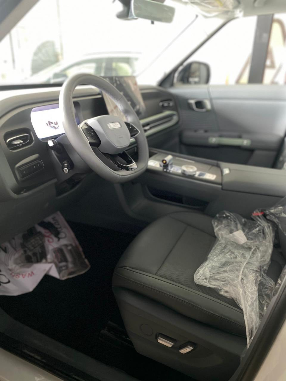 بايك BJ30 
 فل مواصفات ام الضمان 
المواصفات 

 السيارة تكون 403 حصان 🤩
AWD 
4 كاميرات 
مقاعد كهرباء 🤩
تدفئة وتبريد مقاعد 🤩
جنطة كهرباء 
بانوراما 
حساسات امامية خلفية 
رادار امامي 
شاشة كبيرة 
6 وضعيات  قيادة 🤩

ضمان 6 سنوات كير ومحرك و 8 سنوات على البطارية 

للاستفسار ***********
