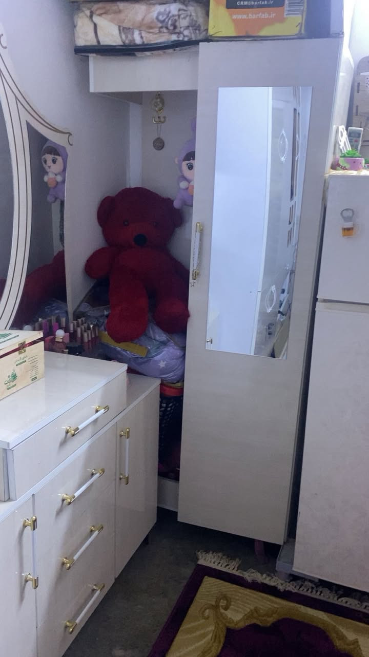 غرفه للبيع نضيفه استخدام ٣اشعر بس أي عيب ما بيها بس جامت الكنتور وحده مكسوره


**إذا كنت صاحب هذا الإعلان وتريد حذفه لأي سبب، رجاءا أرسل رسالة إلى الدعم الفني**