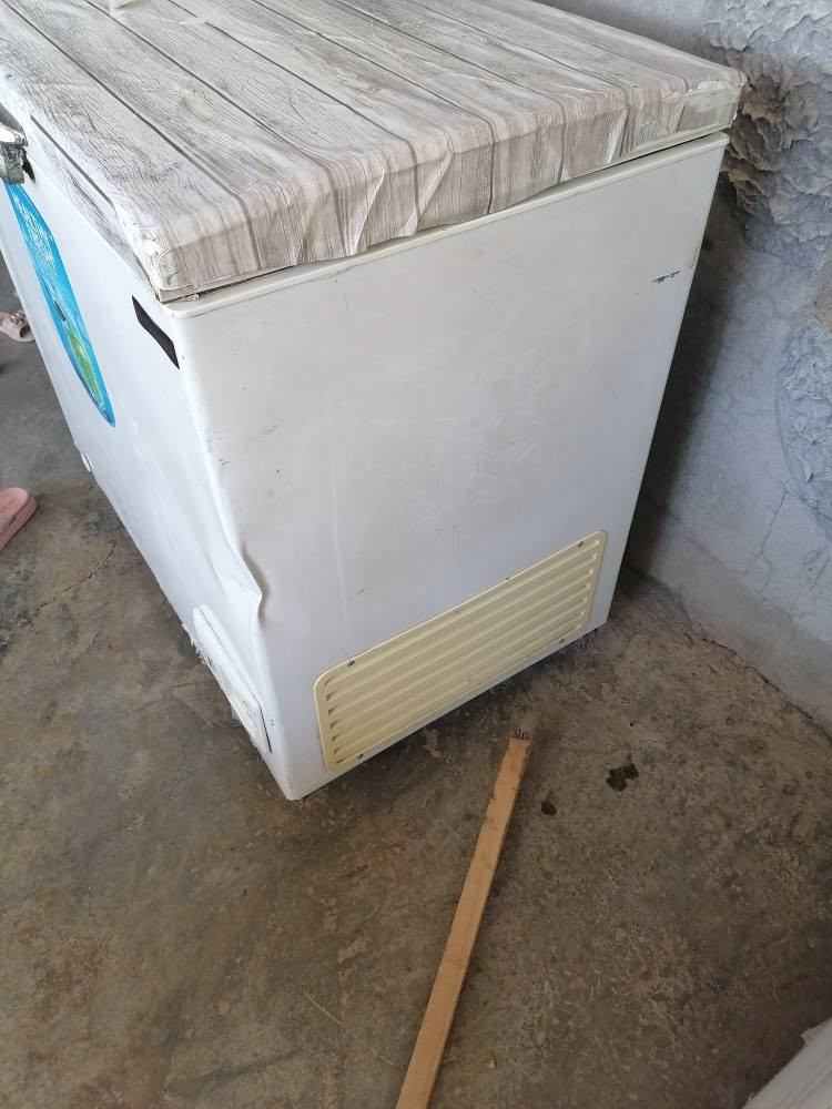 مجمده شغل اللبيع سعرا ١٠٠ بي مجال كركوك حي العروبه يم ملعب خومسي او وكف قديم حجم ١٢ قدم كل بلادي شركة مابي اي عيب شغال بل شرط ٧ايام ضمان
***********
*********** كركوك, العراق
