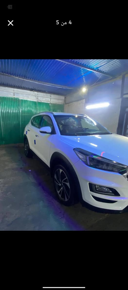 السلام عليكم للبيع توسان خليجي ٢٠٢٠ السياره مكفوله كفاله عامه ولسونار بلمنشور ماشيه٨٧ الف كم  السياره بصمه وخمس عدسات كشن كهرباء مري شفط وبعد بيه موصفات السعر ١٩٠ وبيه مجال بصيط للستفسار *********** بغداد الطالبيه
