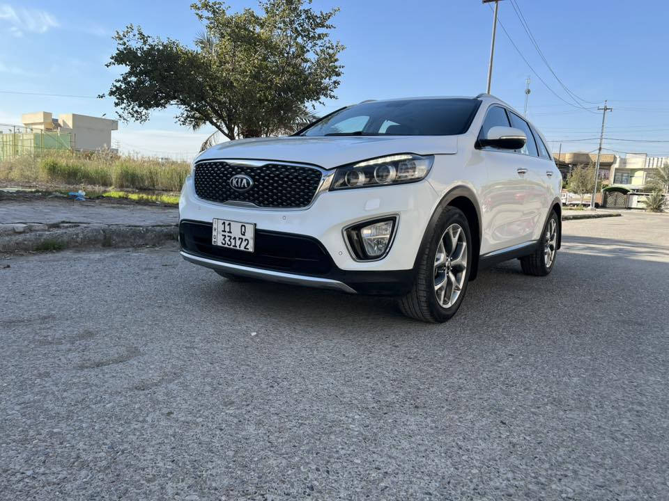 كيا سورنتو خليجي
رقم بغداد الماني بسمي 
لون ابيض 
موديل ٢٠١٦ 
فووول مواصفات (كويتي )بدون فتحة 
بصمتين: تشغيل وتقفيل 
الباب الخلفي كهرباء 
بردات خلفية اصلية 
زراك لايت بلدعامية 
كشنات جلد قرميدي 
كشنات كهرباء 
تبريد ابيانو لمس 
تبريد ٣ قطع ثلج 
حاكية : ابلوتوث: اوكس 
كيجات السرعة زئبقية 
شاشة الدشبول الكترونية 
نظام ايكو درايف 
مانع انزلاق وانحدار 
تحكم استيرن فول 
داخل قرميدي كويتي 
حساس امامي وخلفي 
مري شفط مع القفل 
كامرة دوارة اصلية 
اضواء ترحيب بليدات 
علامة سورنتو بلدوسة 
لد امامي وخلفي 
لايت زنون اصلي 
اشاير بلمري 
يدات نيكل اصلي 
ويل اكروم ١٩
تخم تاير جديد 
كير ومكينة وصدر وحدادية وتبريد كفالة عامة
بدون ضربة وتبديل وصبغ عدى اشوية صبغ اباب العبري دابين علية بطش مابية اي ضربة 
سيارة جديدة وجاهزة مابية اي نقص 
الرقم الدولي الجديد/ هزة جديدة/ سنوية جديدة 
البصمة الثانية ممستخدمة// كتلوكات الشركة موجودات/
السعر ٢٢٧$
***********
