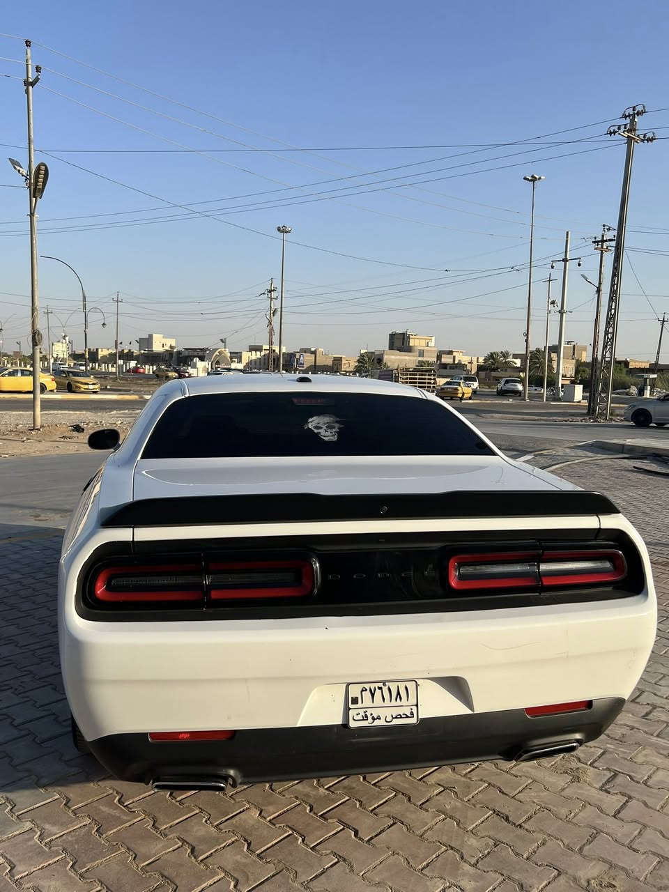 جالنجر 23
مواصفات sxt
سياره مصبوغه حزام من امريكه 
ماشيه ٣٦ميل 
مكانه كوت 
سعر :170وبيه مجال  
واتساب :***********
