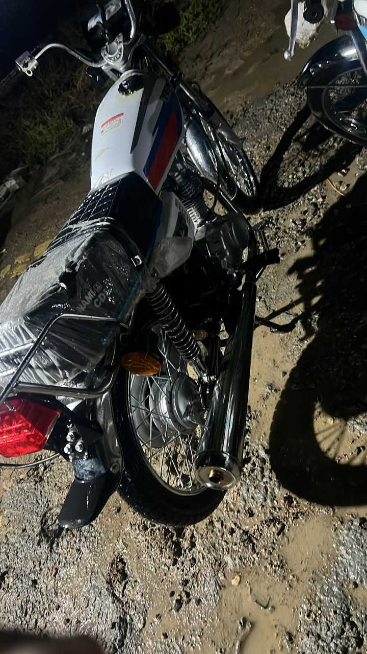 دراجه نامه كلك كلك لبيع مكفوله جديده ونضيفه المكان الرميثه


**إذا كنت صاحب هذا الإعلان وتريد حذفه لأي سبب، رجاءا أرسل رسالة إلى الدعم الفني**