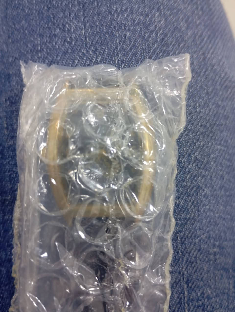 يوجد 700 قطعه اوروبي موديل واحد ولون واحد شلعه ال 700 قطعه ب 400,000 الف مكاني بغداد


**إذا كنت صاحب هذا الإعلان وتريد حذفه لأي سبب، رجاءا أرسل رسالة إلى الدعم الفني**