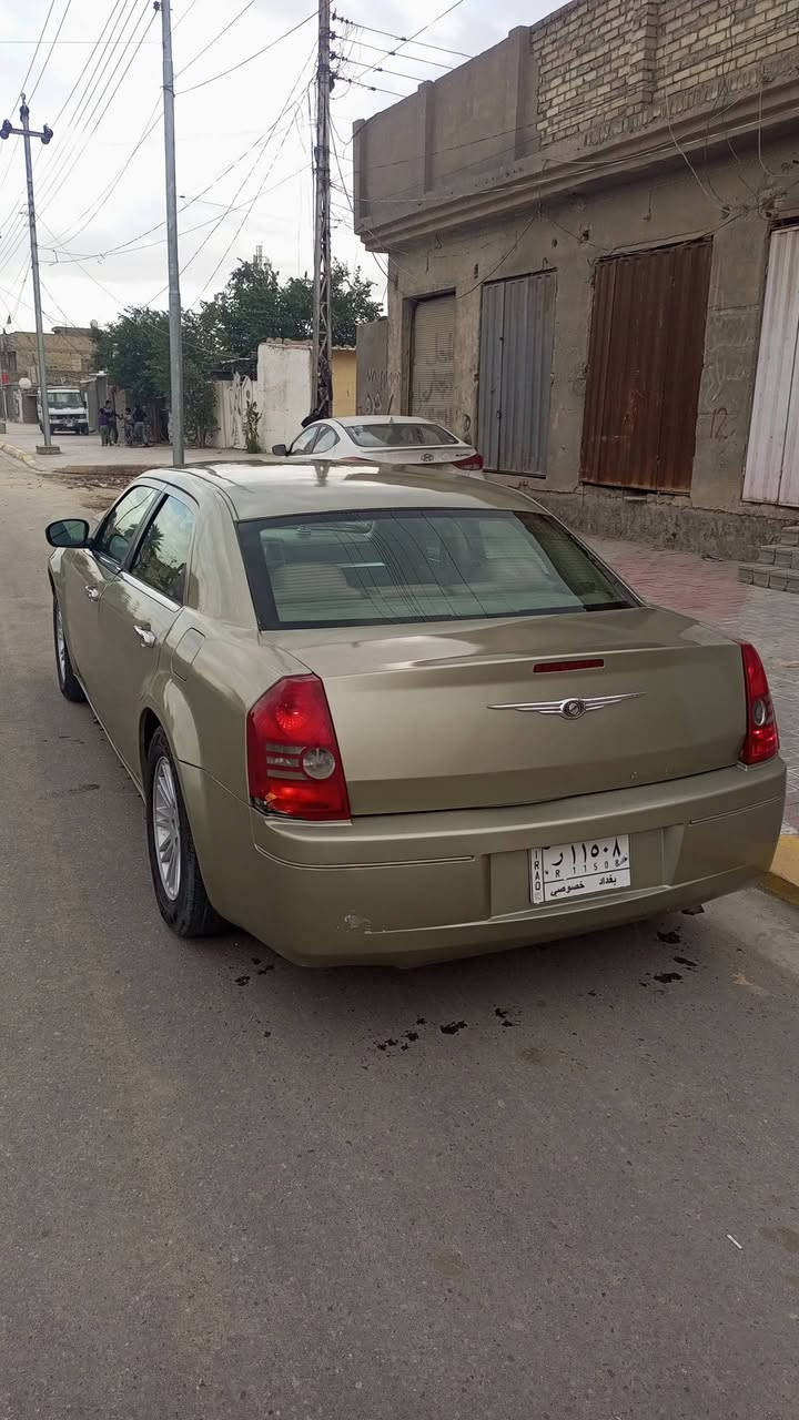 سلام عليكم
اوباما موديل 9 للبيع 

6سلندر محرك 3اونص 

كهربائيات كامله كلها شغاله 

كشنات كهرباء 

تبريد وتتفائه شغال 

رقم بغداد 

بيها ضربه بالجاملغ الخلفي مال السايق 

 حادثها بامريكه مصلحه بالعراق 

مصبوغه عام  جماليه الله شاهد 
صدرها 70%
ماكن السياره كربلاء 

السعر /89وبيها مجال بصيط             رجان رجان الي ميشتري لاتعبني ودخل بالخاص ويسال 

رقم ***********

***********
