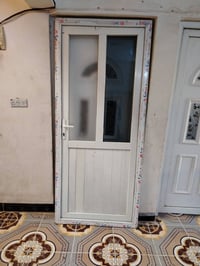 باب بلاستك • عرض 95 • طول 215