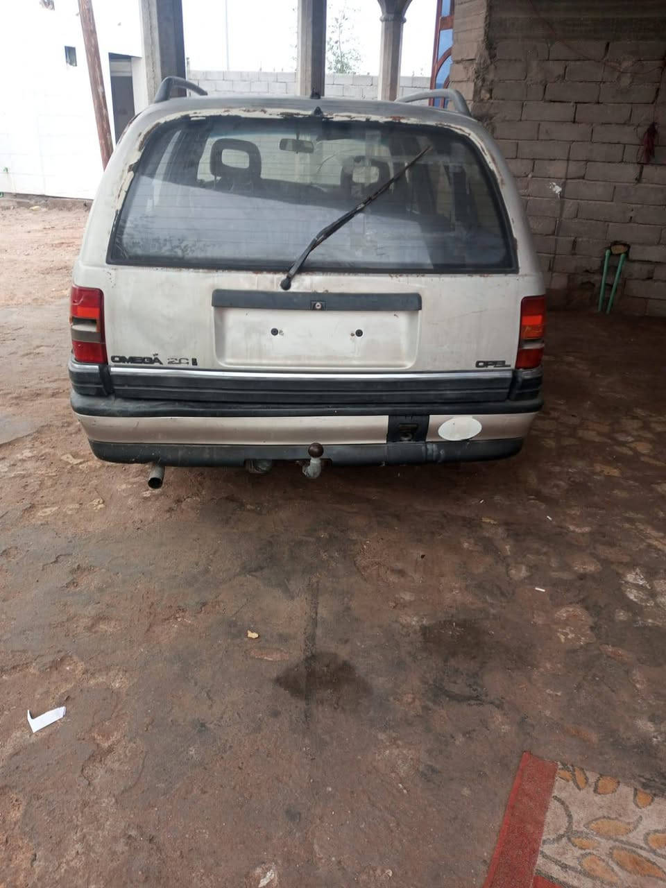 سلام عليكم مكلف بال نشر سياره اوبل للبيع رقم بغداد سنويه ب أسمنه منتهية 2021 مكينه وكير ونجي اللوحات ما مستلمينهن يعني مطبوعات ومحد راح استلمهن الي تفيده تصقيط يتصل وبخدمته  سعر 12 ورقه وبيها مجال *********** العنواق البصرة القرنه
