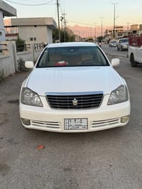 تويوتا كراون • ٢٠٠٥ • ١٨٢٠٠٠