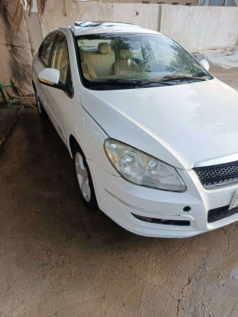 شيري ٢٠١٢ A3 كفاله عامه فقط كرتات ٢ رقم قادسيه كير مكينه تبريد حداديه تخم تاير كله جديد ماعايزه برغي فول مواصفات مكان السياره نجف كوفه السعر ٥٠ وبيها مجال 
***********
