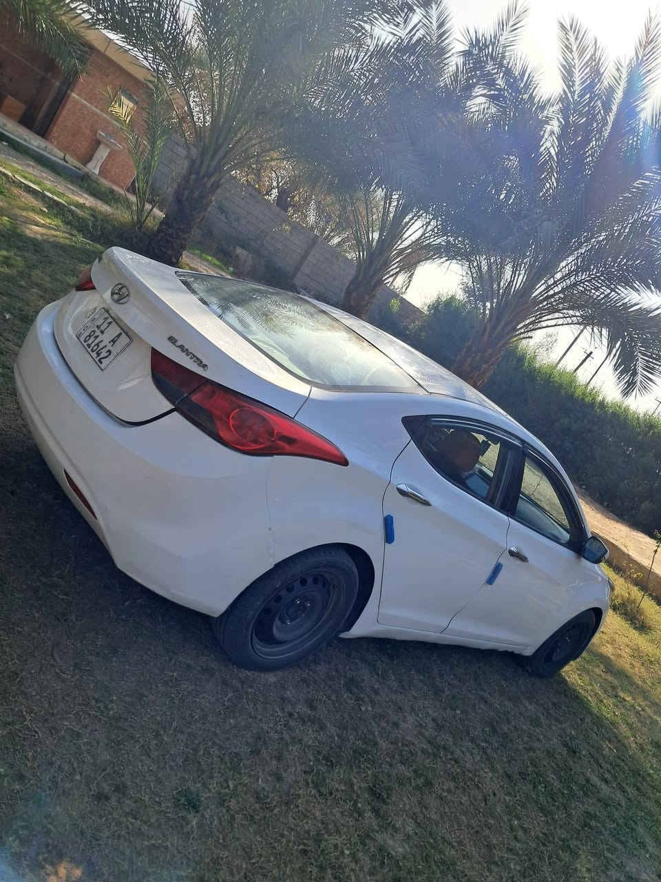 السلام عليكم النتره ١٢ خليجي رقم بغداد تحويل مباشر كير ومحرك مكفولات بيه صبقات بدون حادث السونار مرفق بالمنشور لسعر ١١٠ وبيهه مجال مكاني بغداد الرضوانيه على السريع الدولي رقمي *********** او ***********
